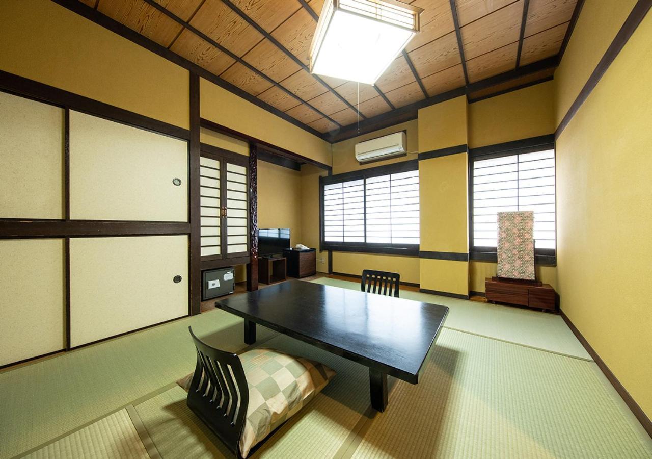 Ryokan Kiraku Beppu Exterior foto